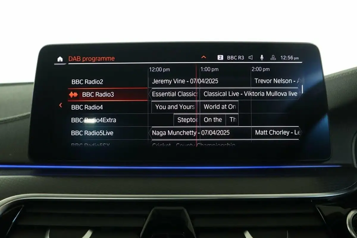 2021-bmw-5-series-20td-520d-m-sport-mht-saloon-4d-big-42