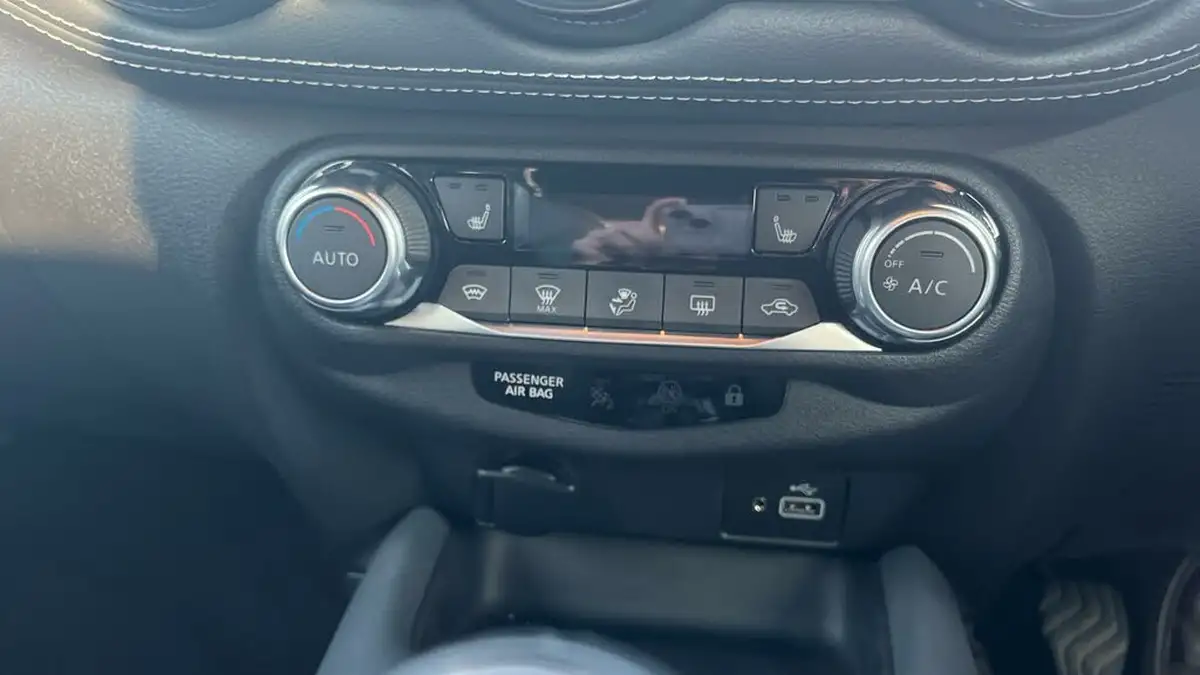 2020-nissan-juke-10-dig-t-tekna-117ps-big-24