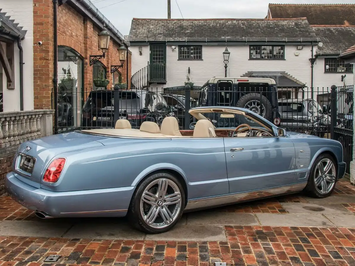 2008-bentley-azure-68-big-6