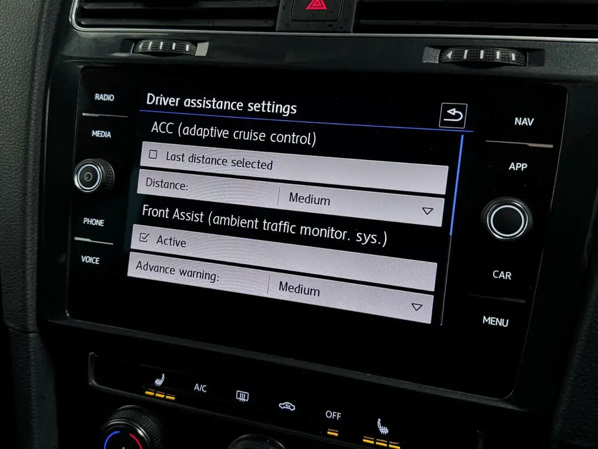 2019-volkswagen-golf-sv-15-tsi-match-edition-130ps-big-40
