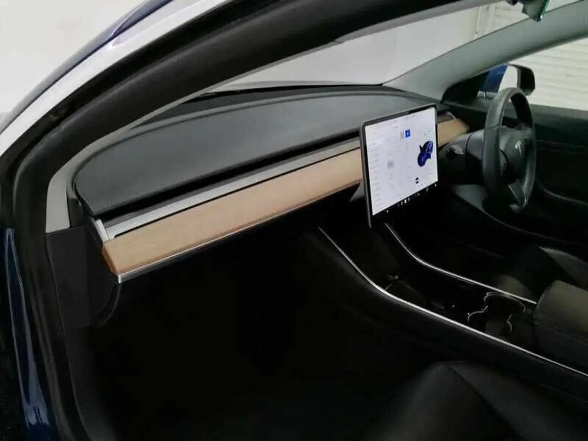 2020-tesla-model-3-e-standard-plus-big-14