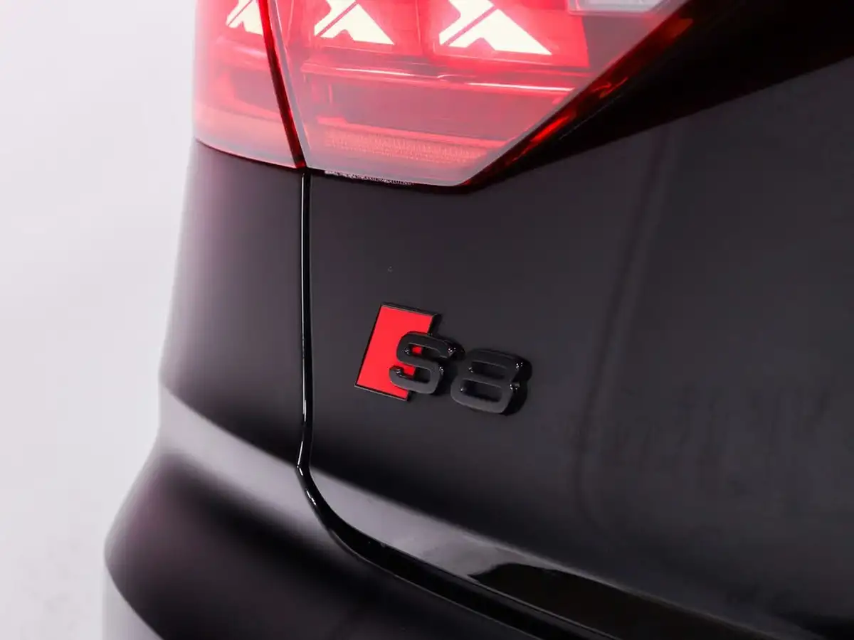 2022-audi-s8-40-tfsi-vorsprung-big-13