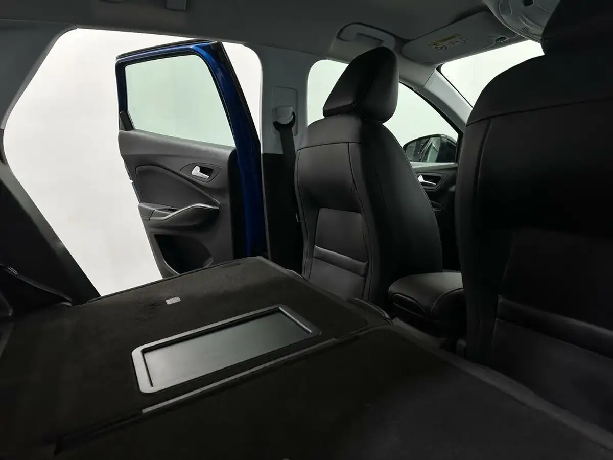 2019-vauxhall-grandland-x-12-sport-nav-big-46