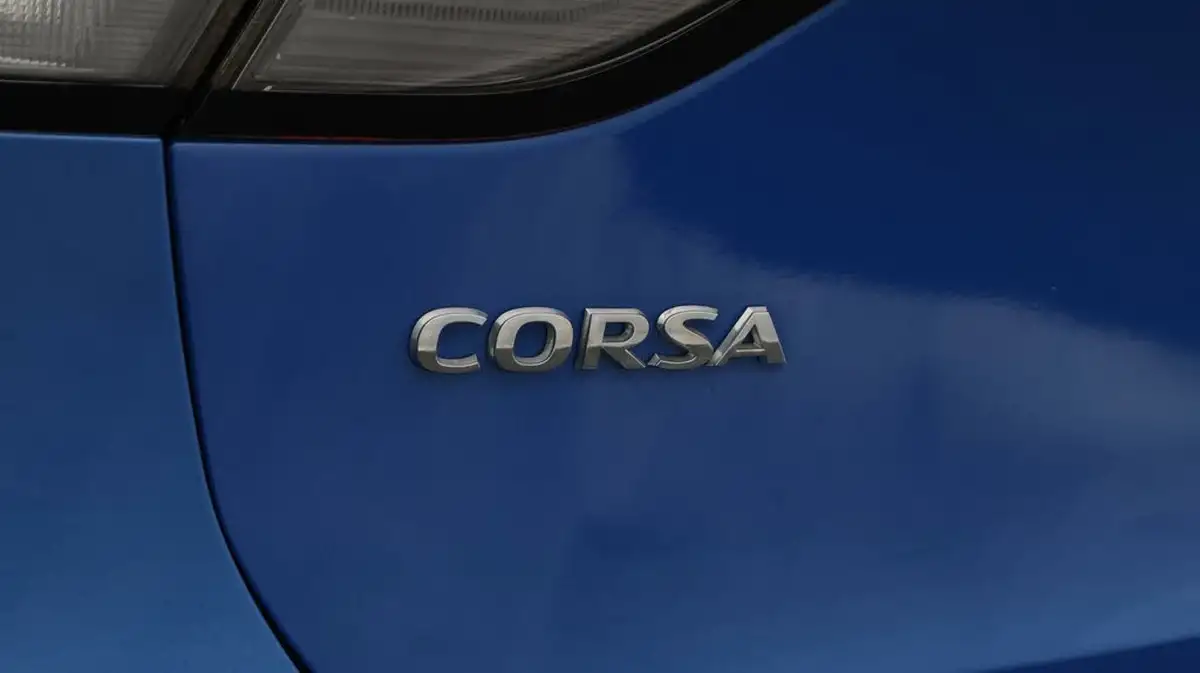 2021-vauxhall-corsa-12i-griffin-edition-big-20