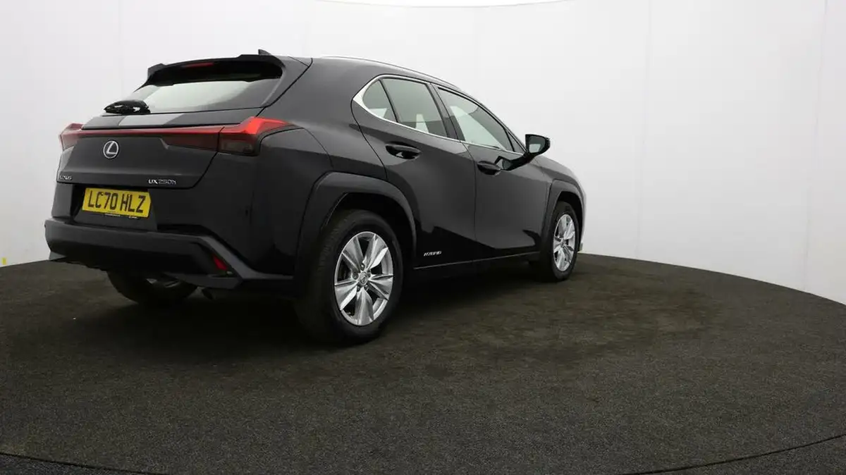 2020-lexus-ux-250h-20-ux-without-navigation-big-58