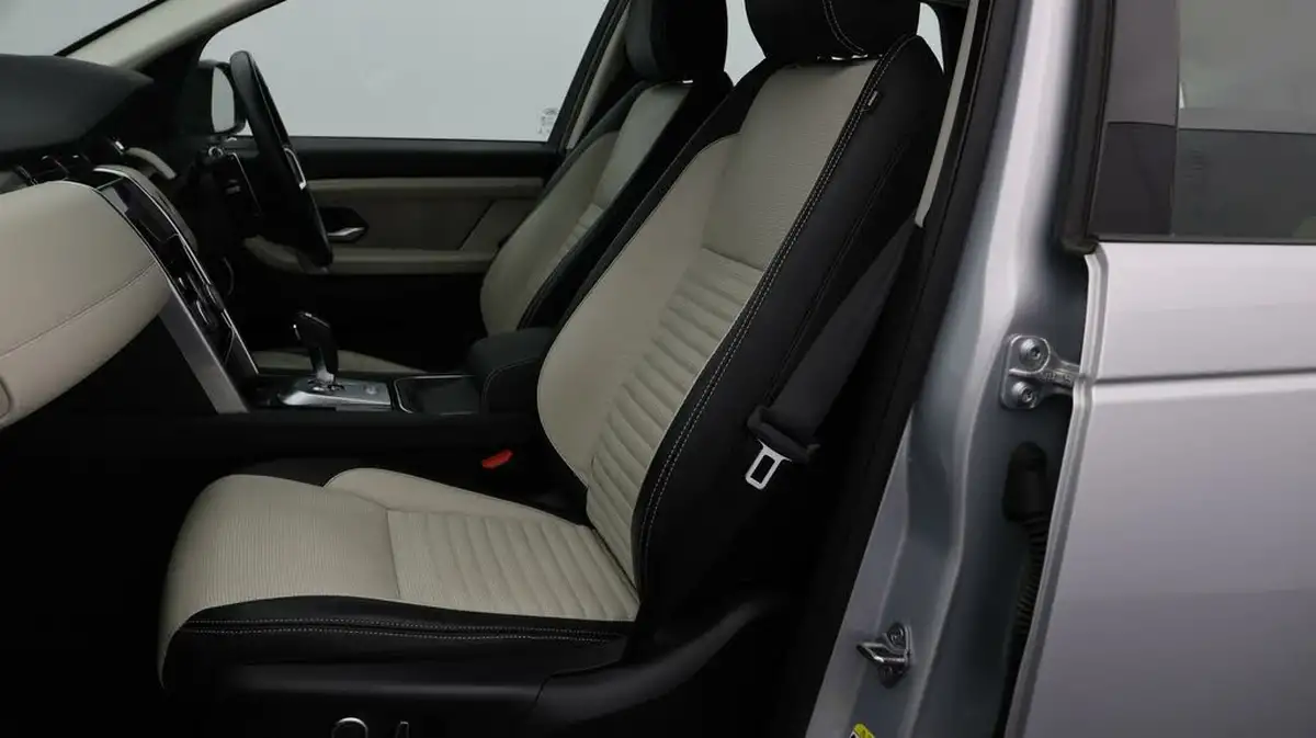 2021-land-rover-discovery-sport-15-p300e-r-dynamic-s-big-13