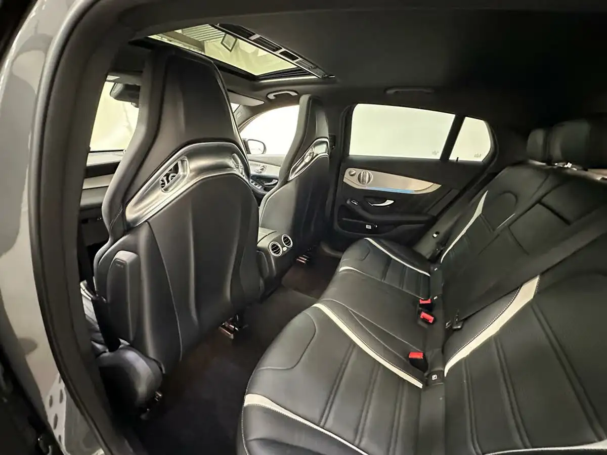 2018-mercedes-benz-glc-class-40-glc-amg-63-s-510ps-premiumss-coupe-4d-big-26