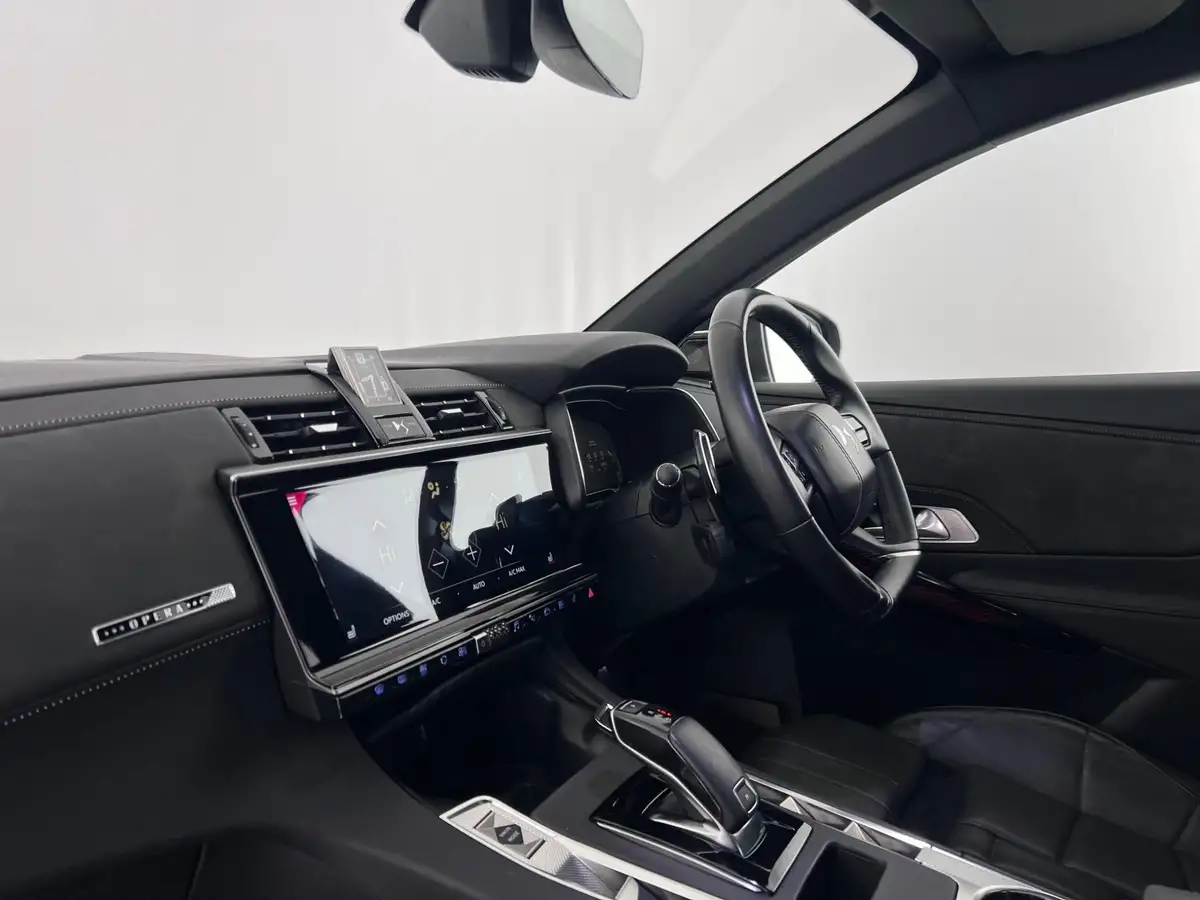 2019-ds-ds-7-crossback-16-puretech-ultra-prestige-ss-big-8