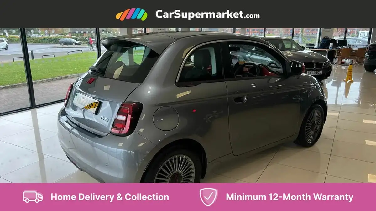 2022-fiat-500-e-red-93bhp-big-11