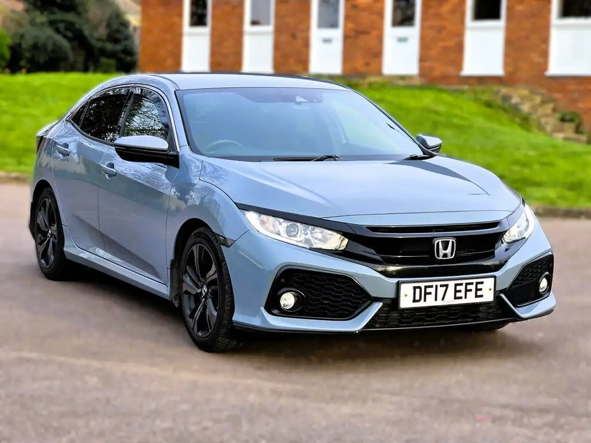 2017-honda-civic-10-vtec-turbo-sr-cvt-big-6