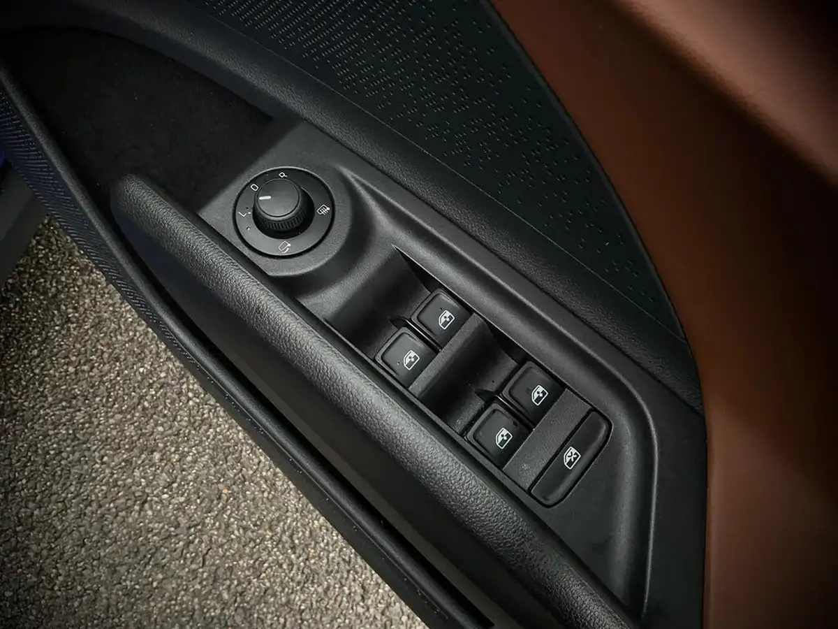 2021-skoda-enyaq-e-60-62-kwh-big-20