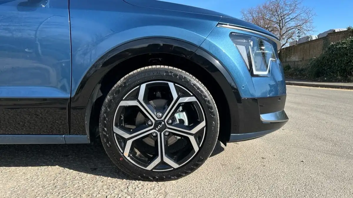 2025-kia-niro-16-gdi-4-168bhp-phev-111kwh-big-4