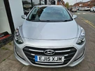 2015-hyundai-i30-16crdi-s-hatchback-small-11