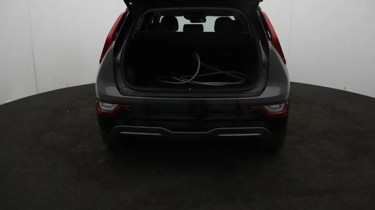2023-kia-niro-ev-e-4-big-16