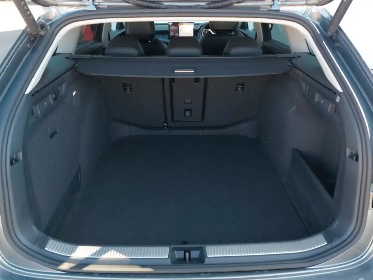 2024-skoda-superb-20tdi-se-l-150ps-scr-estate-dsg-big-7
