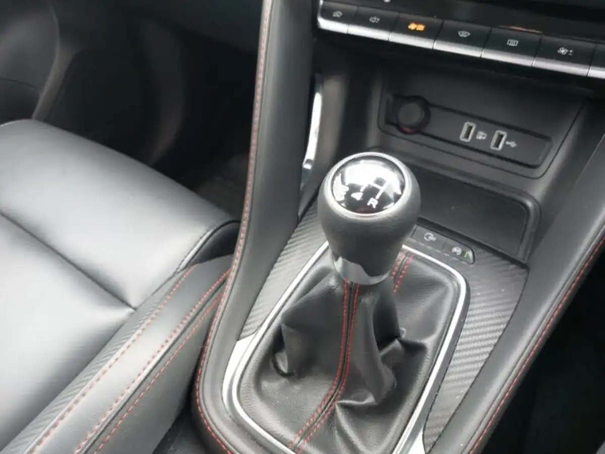 2021-mg-zs-suv-15-vti-tech-exclusive-big-17
