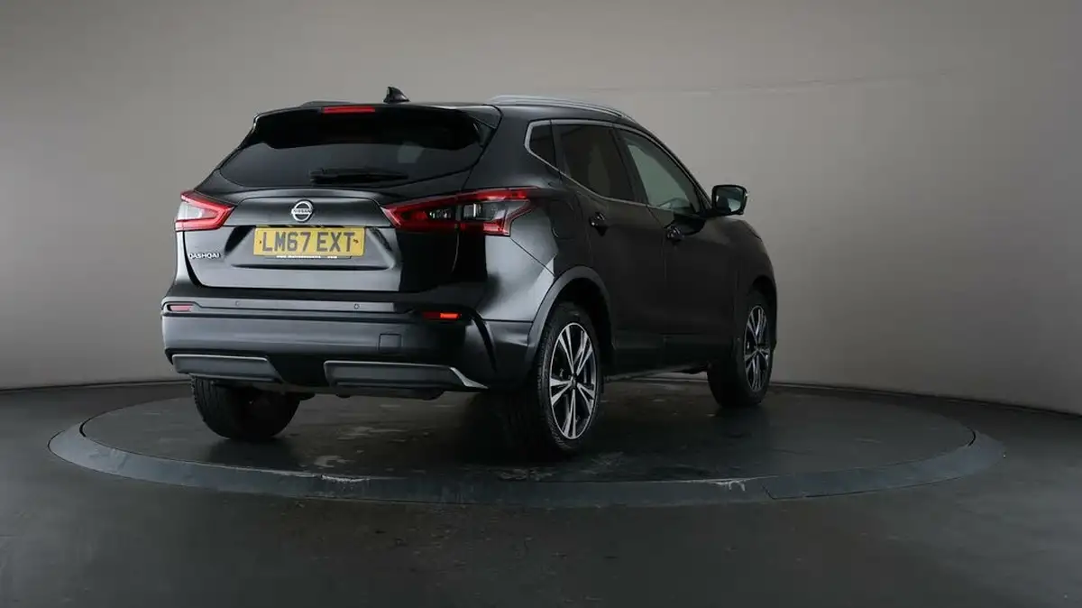 2017-nissan-qashqai-12-dig-t-n-connecta-big-62
