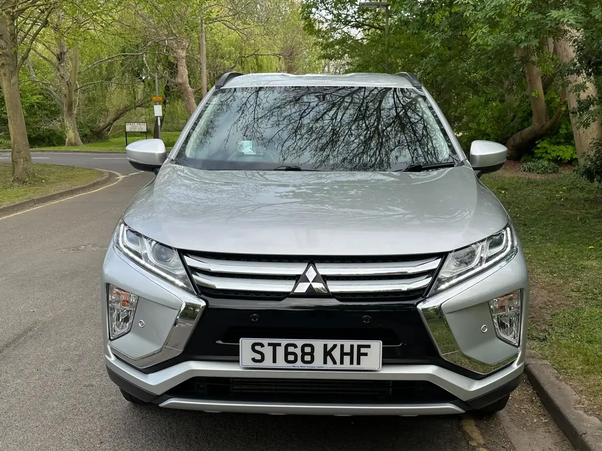 2018-mitsubishi-eclipse-cross-15-3-big-9