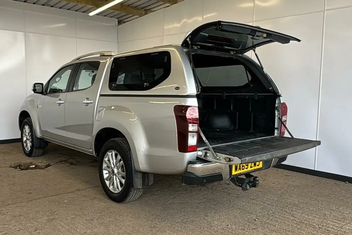 2019-isuzu-d-max-19td-utah-big-11
