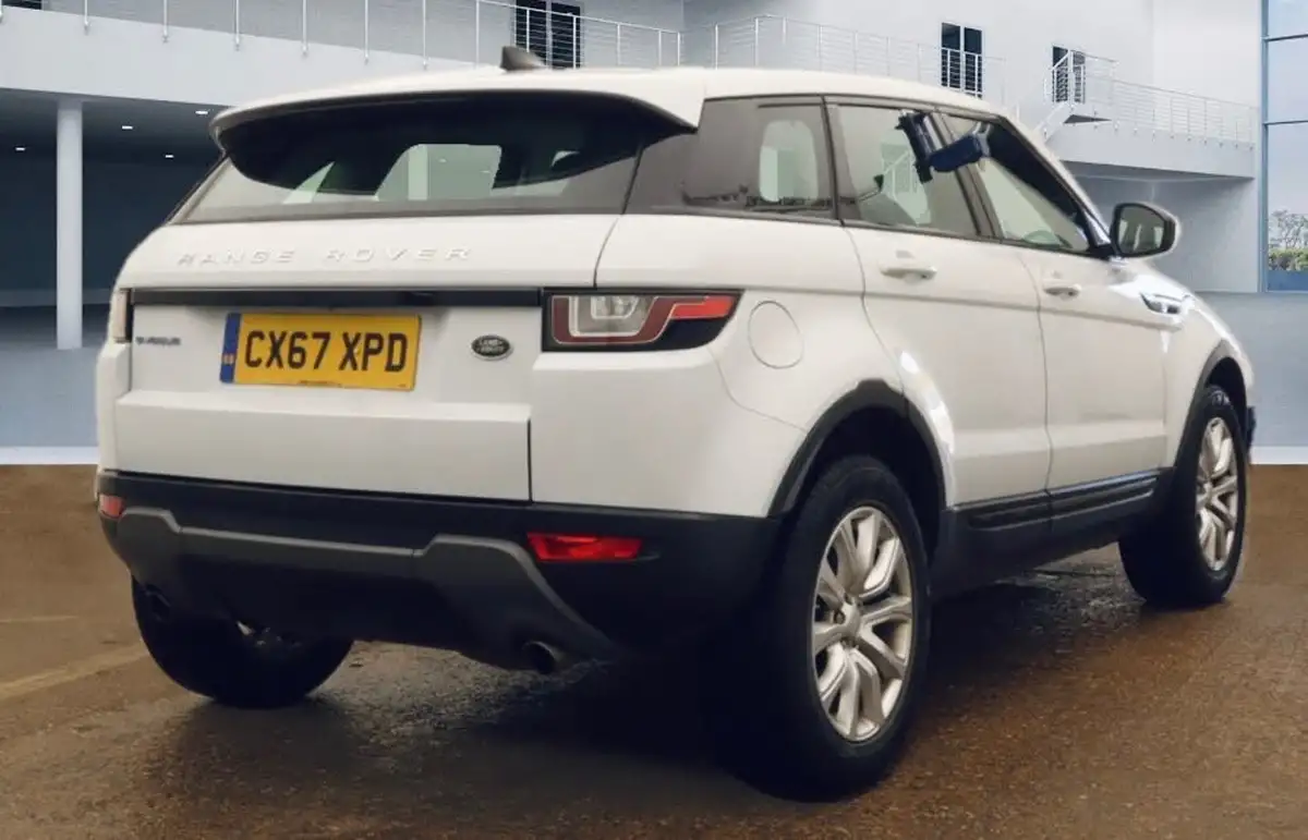 2017-land-rover-range-rover-evoque-20ed4-se-tech-hatchback-5d-big-5