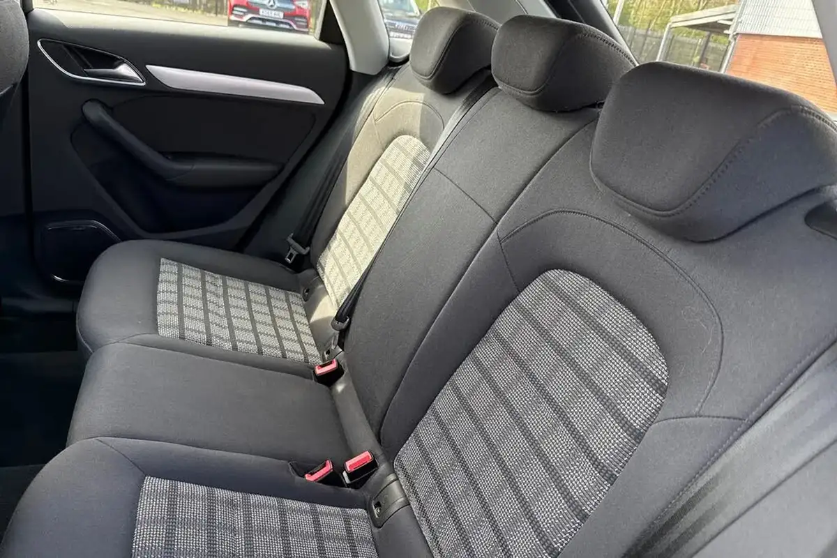 2015-audi-q3-20-tdi-quattro-se-150ps-big-17