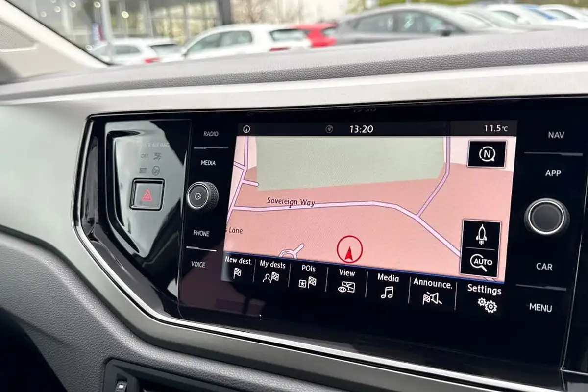 2019-volkswagen-polo-10-se-tech-edition-65ps-big-15