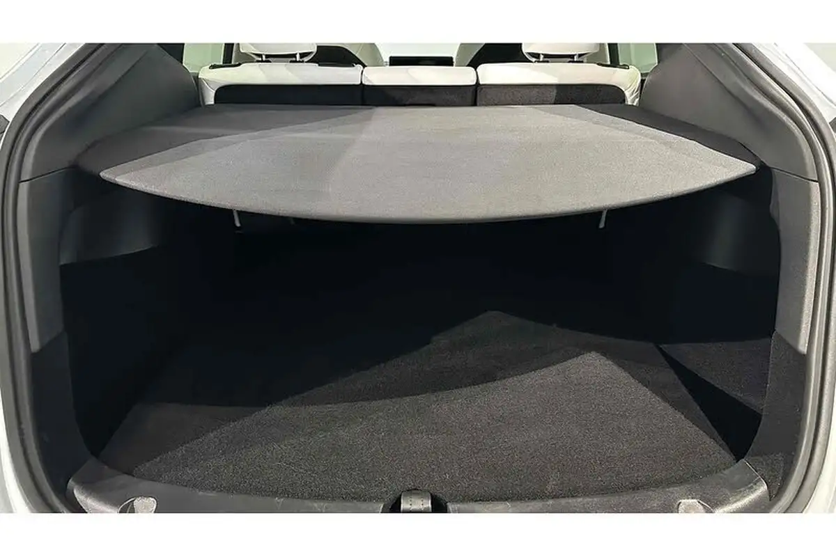 2023-tesla-model-y-e-rwd-big-11