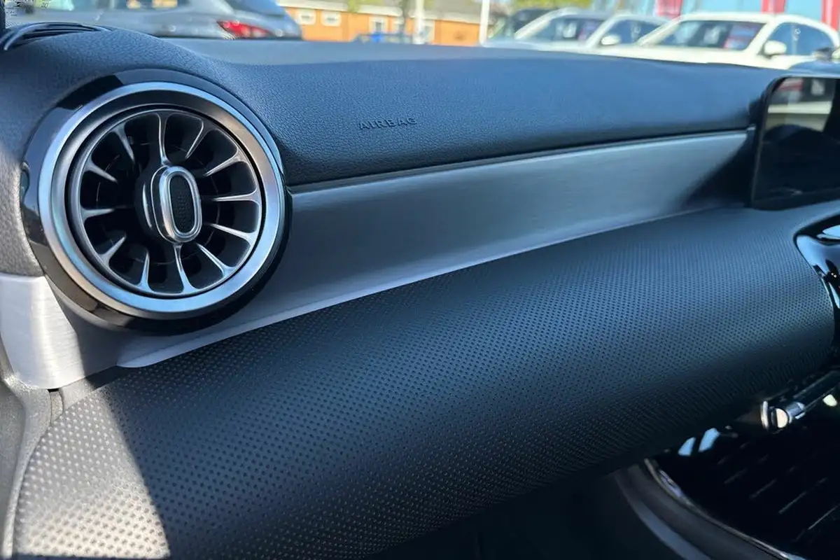 2019-mercedes-benz-a-class-20d-a200d-amg-line-premium-hatchback-5d-big-16