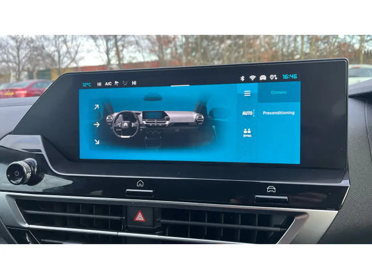 2024-citroen-c4-e-e-series-156ps-54kwh-big-20