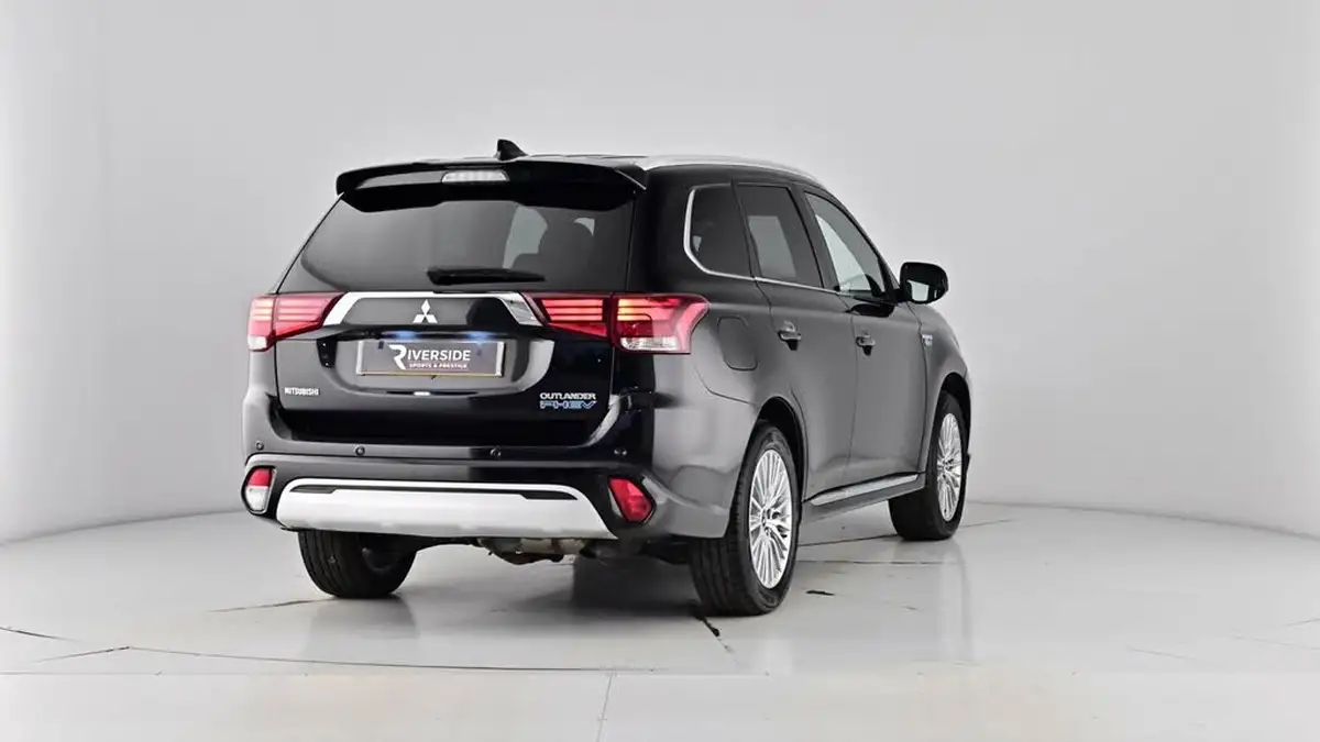 2019-mitsubishi-outlander-24-5hs-phev-big-69