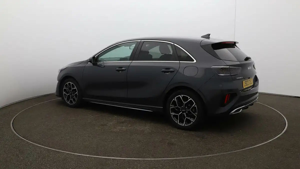 2022-kia-ceed-15-t-gdi-gt-line-big-28