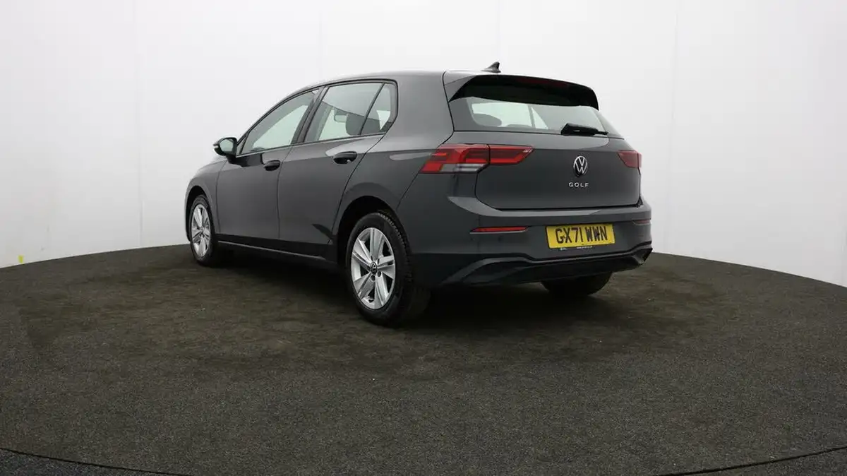 2021-volkswagen-golf-20tdi-life-hatchback-big-69