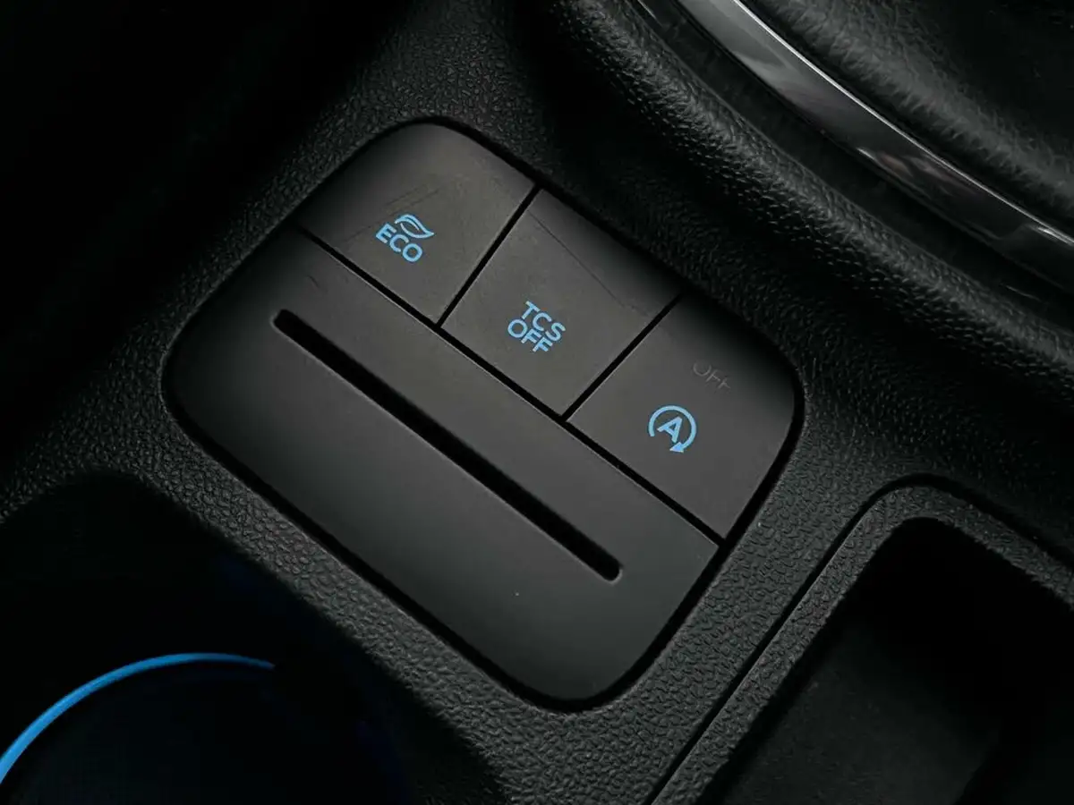 2019-ford-fiesta-10t-st-line-x-140ps-5d-big-30