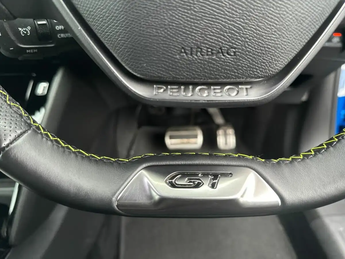 2021-peugeot-2008-suv-12-puretech-gt-premium-130bhp-eat8-big-37