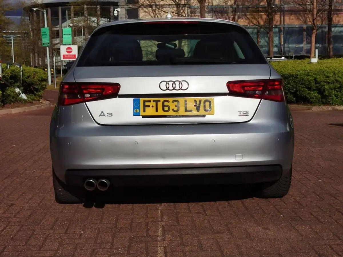 2014-audi-a3-20-tdi-sport-184ps-quattro-hatchback-3d-1968cc-s-tronic-big-4