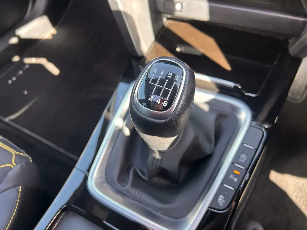 2020-kia-xceed-14-t-gdi-first-edition-big-43