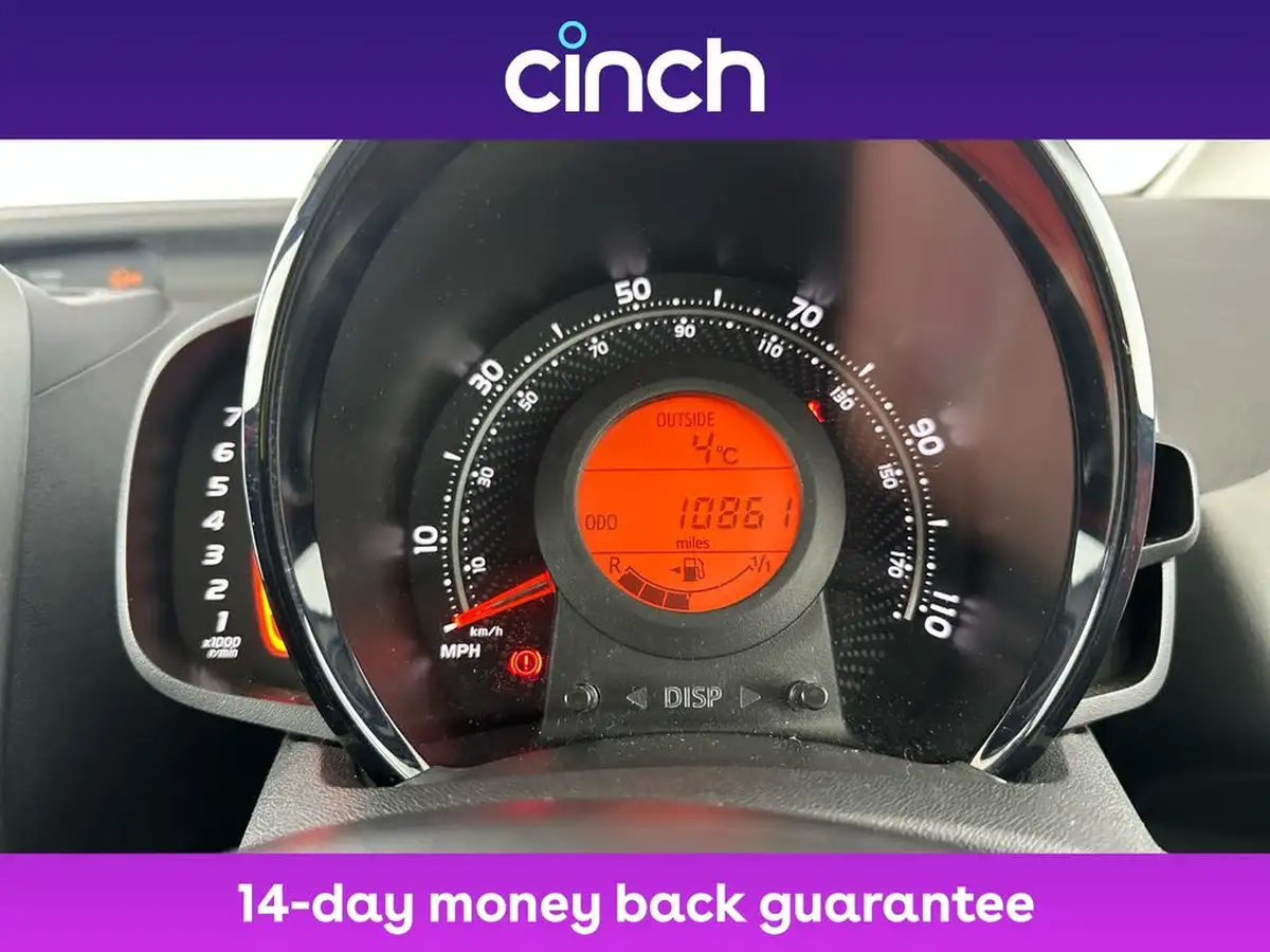 2021-toyota-aygo-10-vvt-i-x-play-tss-big-12