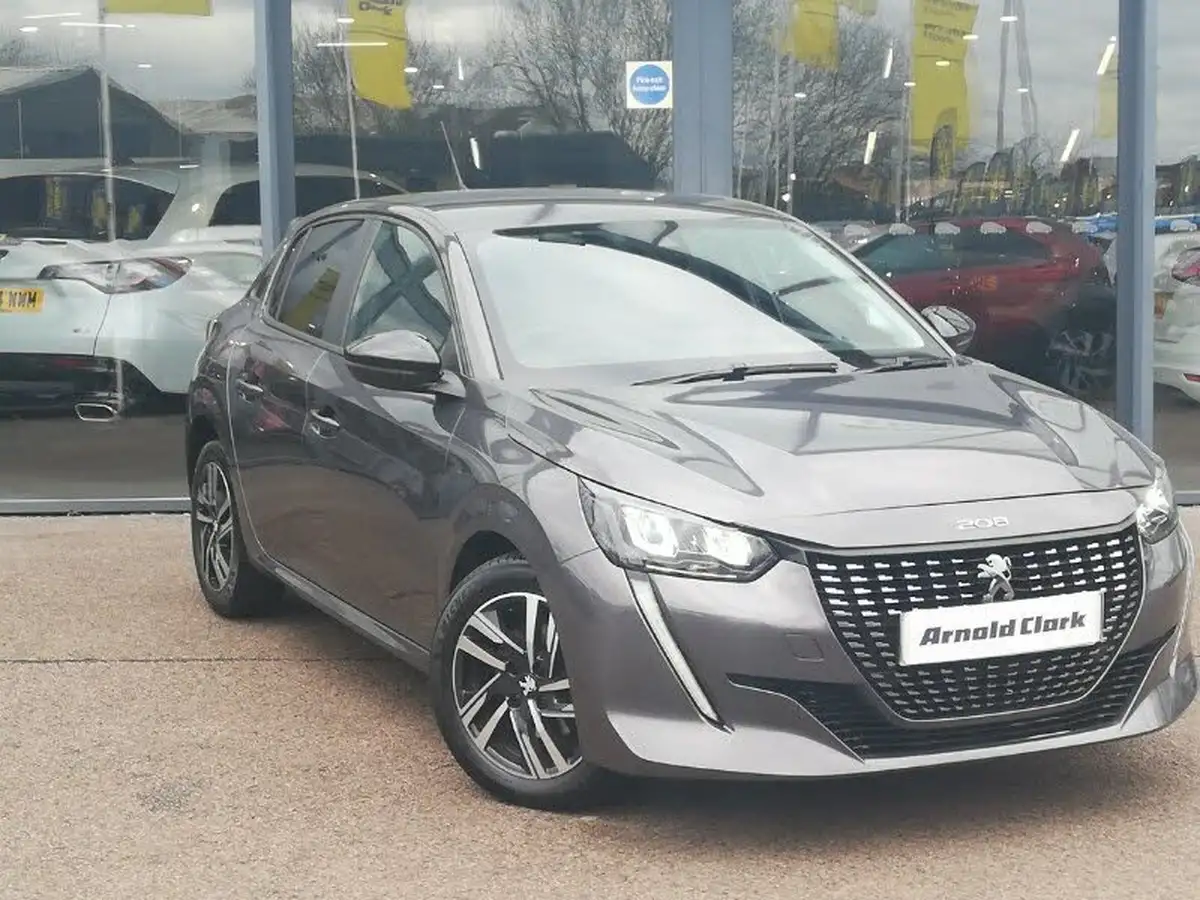 2023-peugeot-208-12-puretech-active-premium-100ps-eat8-big-0