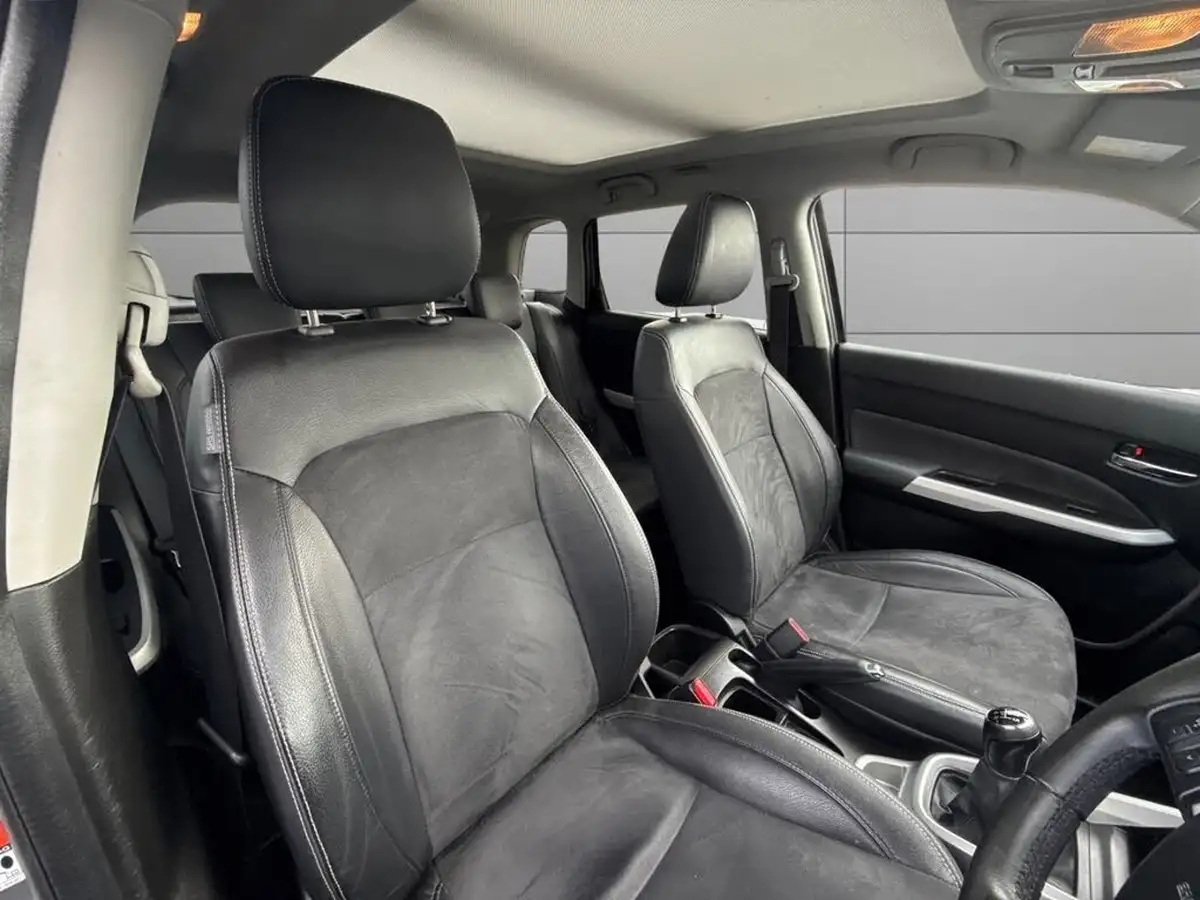 2017-suzuki-vitara-16-sz5-big-10