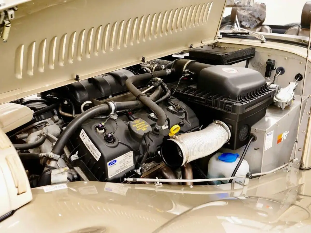 2016-morgan-roadster-37-big-48