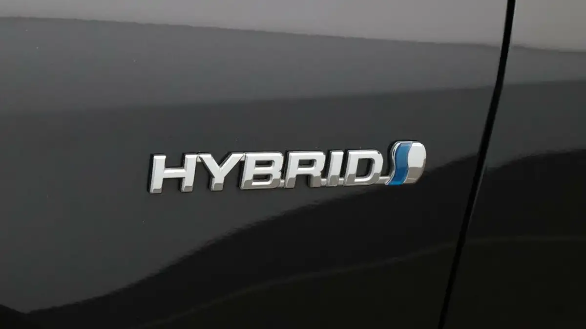 2019-toyota-corolla-18-vvt-i-icon-spare-wheel-hatchback-5d-big-20
