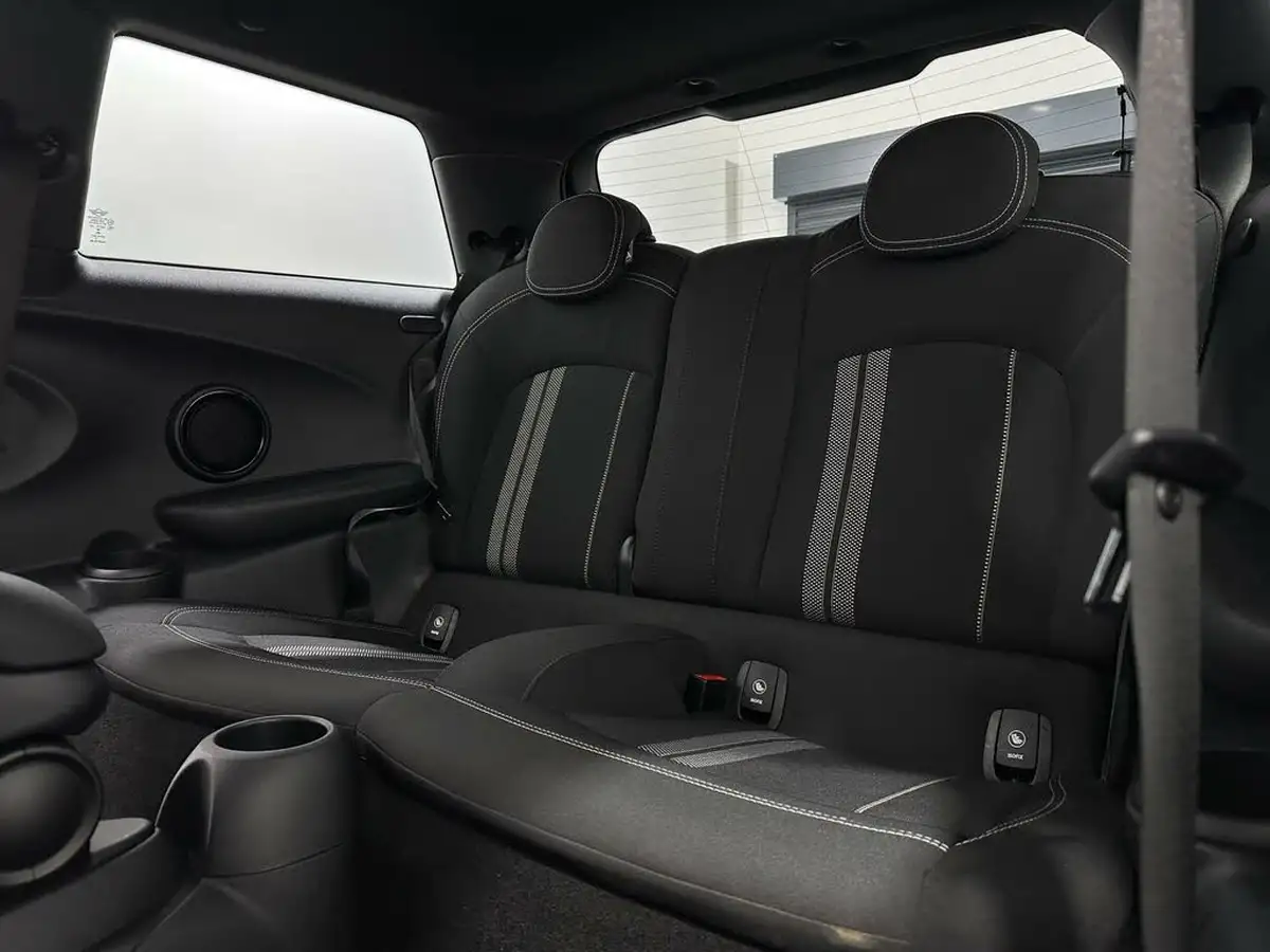 2019-mini-cooper-20-cooper-s-sport-189bhp-hatchback-3d-auto-big-35