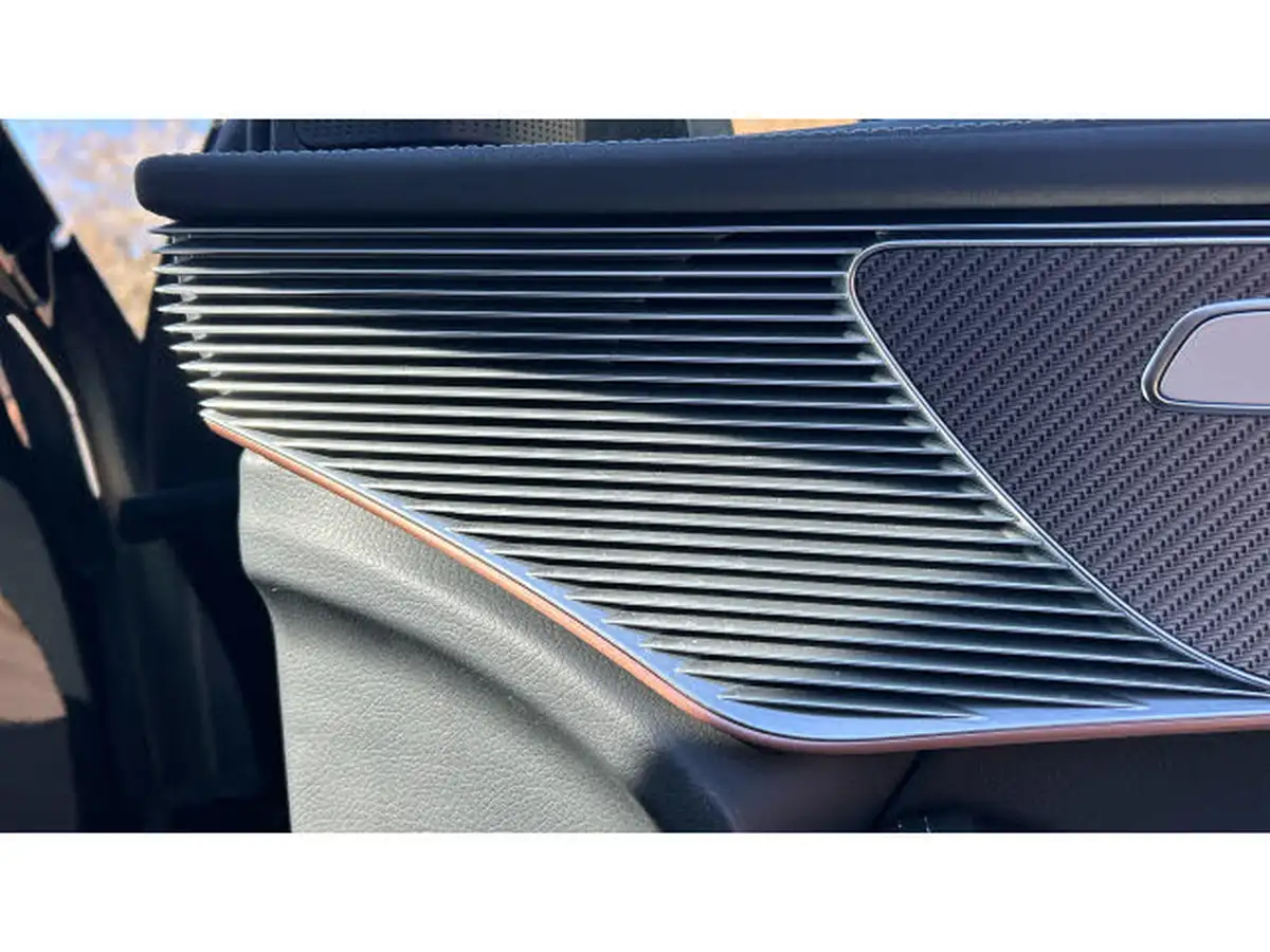 2022-mercedes-benz-eqc-e-eqc-400-amg-line-premium-big-26