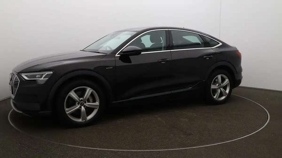 2021-audi-e-tron-55e-technik-sportback-big-60