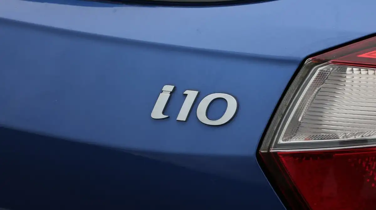 2020-hyundai-i10-12-se-connect-big-22