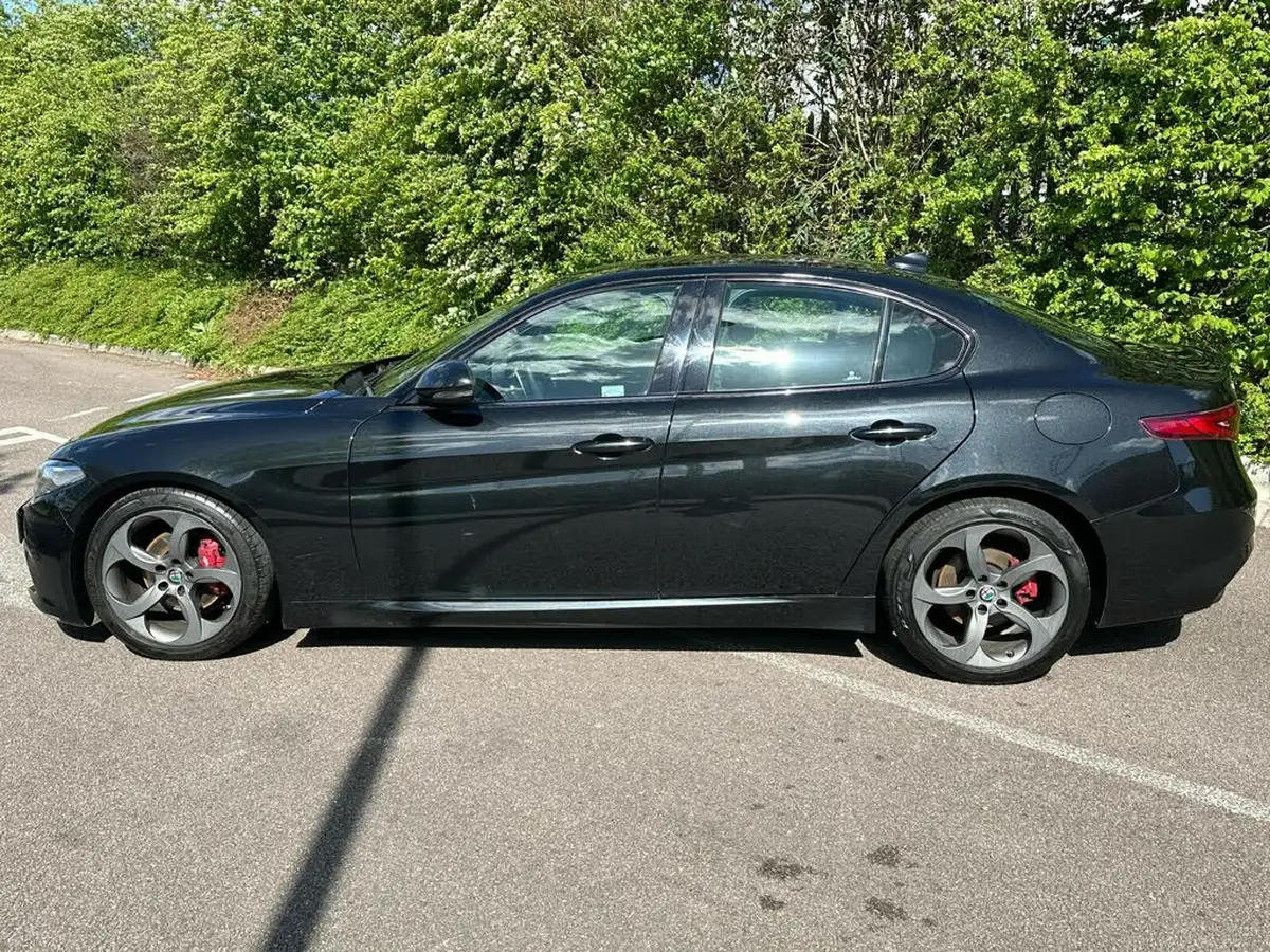 2017-alfa-romeo-giulia-22td-speciale-big-6