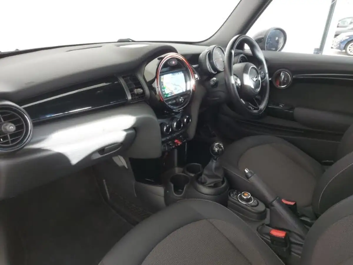 2018-mini-cooper-15-cooper-series-ii-ss-hatchback-3d-big-4