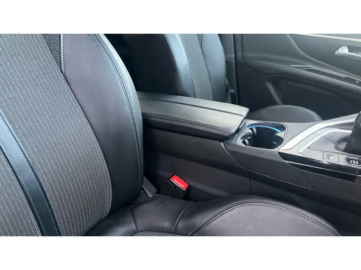2021-peugeot-3008-suv-15-bluehdi-allure-big-38