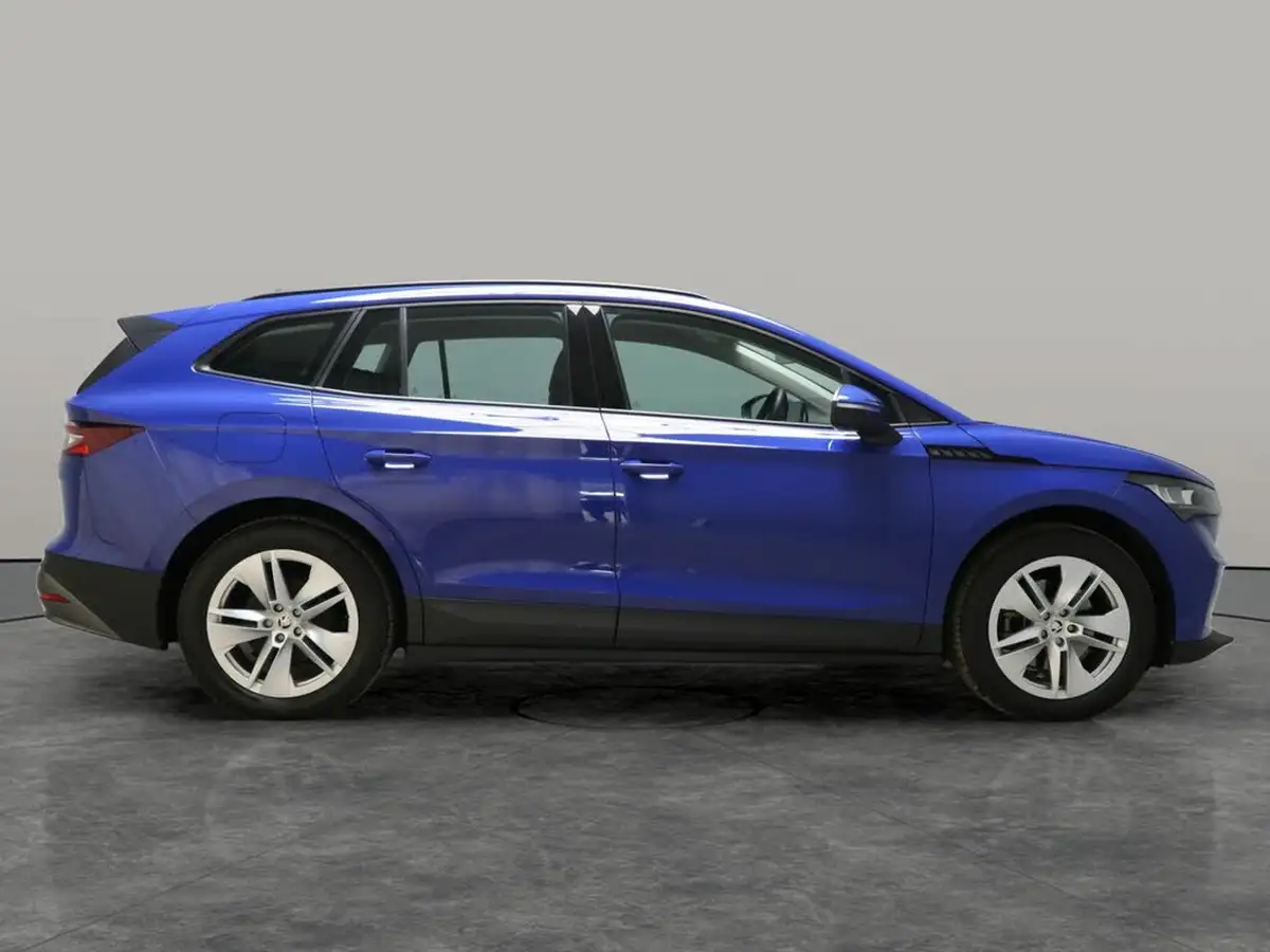 2022-skoda-enyaq-e-60-big-8