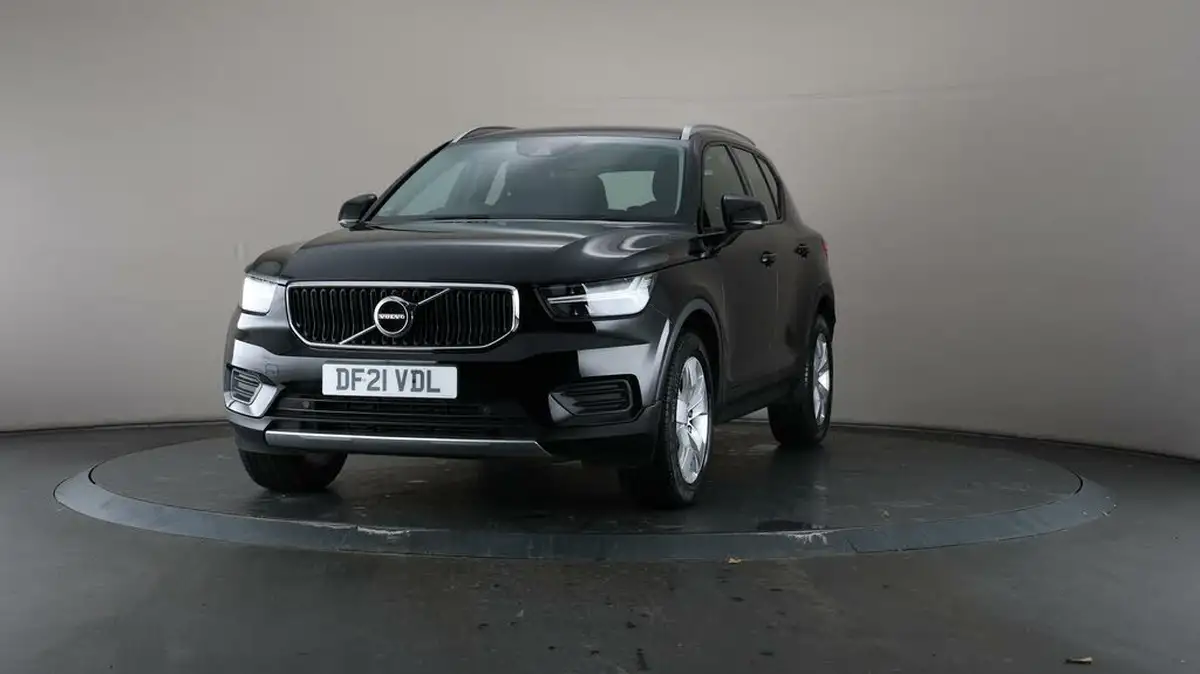 2021-volvo-xc40-15-t3-momentum-161bhp-auto-big-37